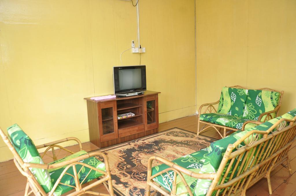 Tamteh Homestay Ayer Hitam Kamer foto